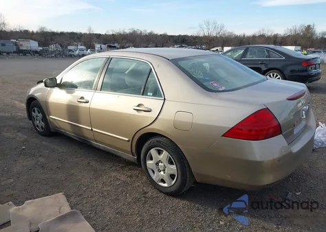 2007 Honda Accord 2.4 Lx from USA, damaged, VIN 1HGCM56427A061686